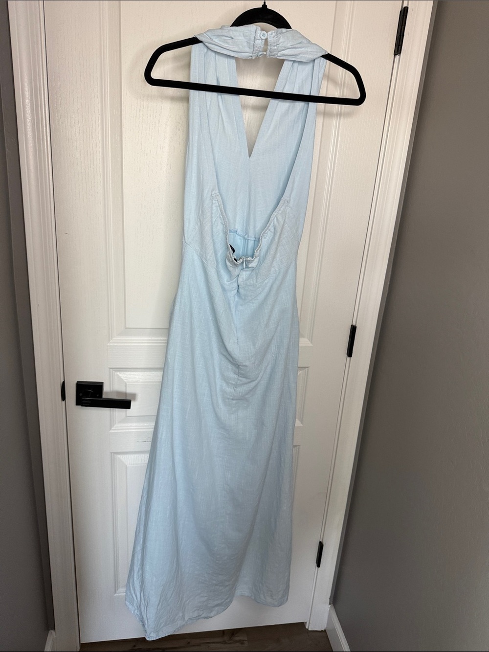 Petal & Pup 100% Cotton Light Blue V-Neck Sleeveless Maxi Dress - Picture 8 of 9